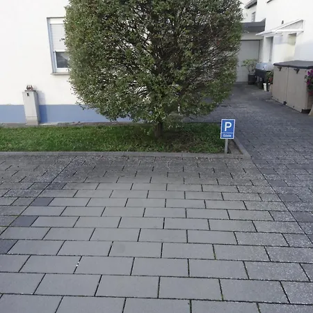 Appartement Kleine Einliegerwohnung- Komfort Home! Lahnau